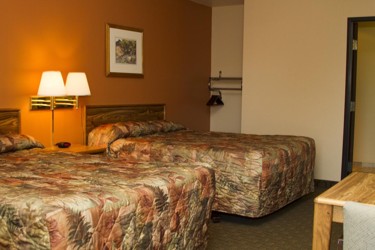 Cottonwood Inn & Suites Phillipsburg Luaran gambar