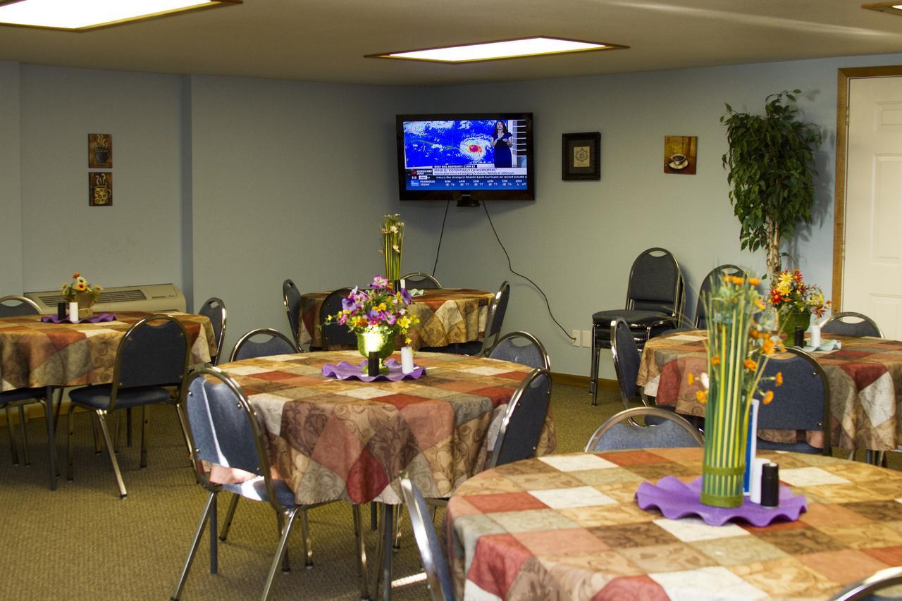 Cottonwood Inn & Suites Phillipsburg Luaran gambar